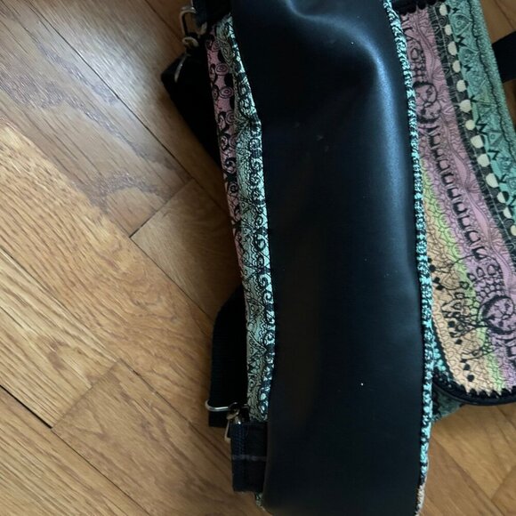 Sakroots Convertible Backpack ll Multicolor Pattern Tribal School Fashion Bag - Picture 9 of 9